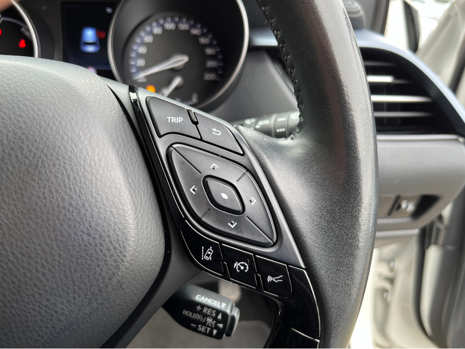 2021 Toyota C-HR - image 23