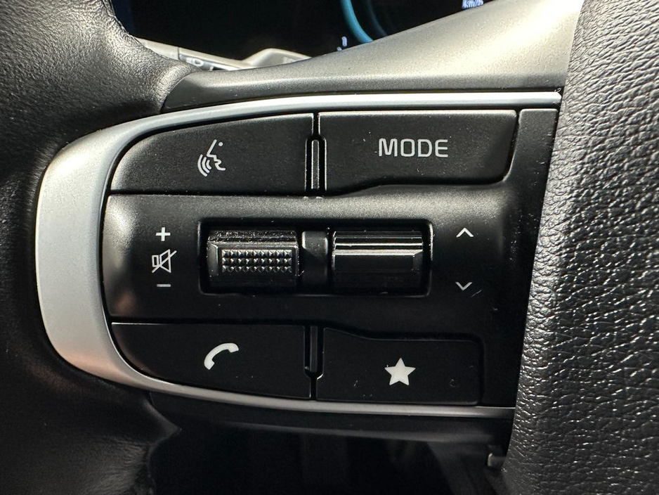 2023 Kia Sportage - image 16