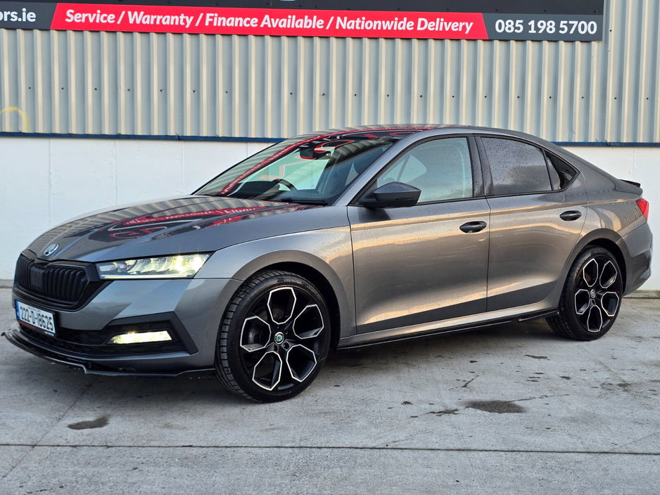 2022 Skoda Octavia - image 16