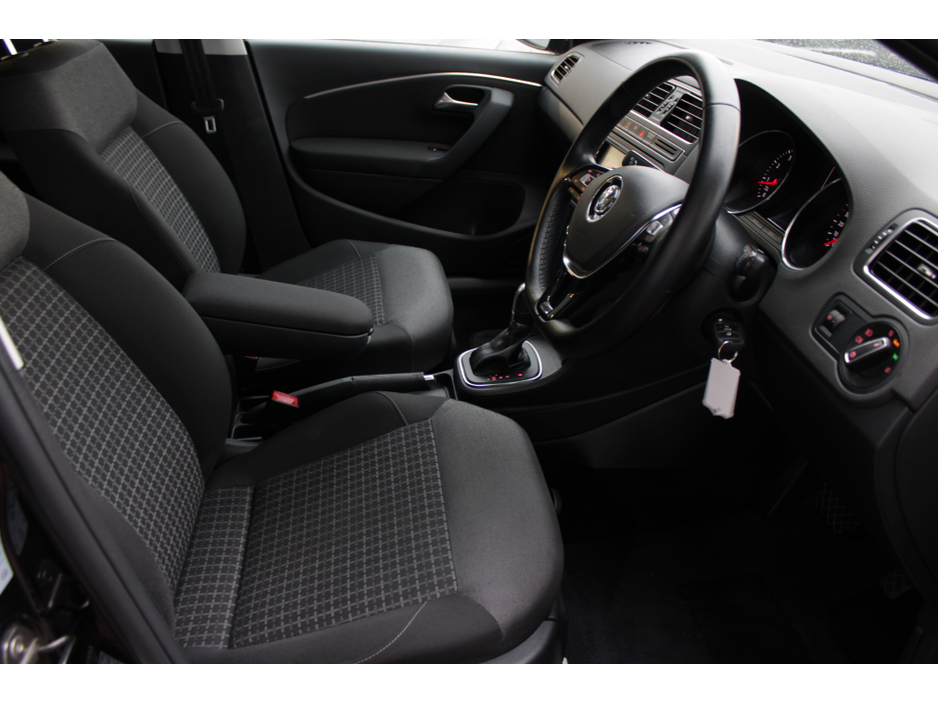 2017 Volkswagen Polo 1.2TSI COMFORTLINE PLUS 5DR HATCHBACK AUTOMATIC // AS NEW CONDIITION // // BUY WITH CONFIDENCE AA AND SIMI APPROVED DEALER 2026 // €12,950