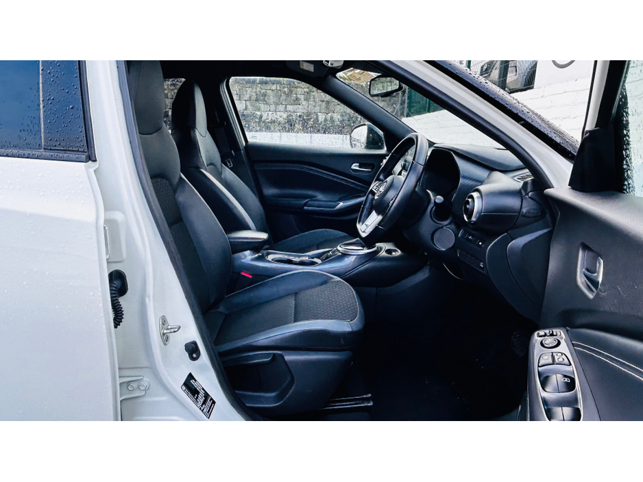 2023 Nissan Juke AUTOMATIC HYBRID REAR CAMERA AND FRONT & REAR PARK SESNORS €25,995