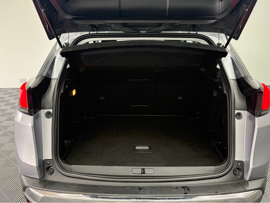 2020 Peugeot 3008 - image 20