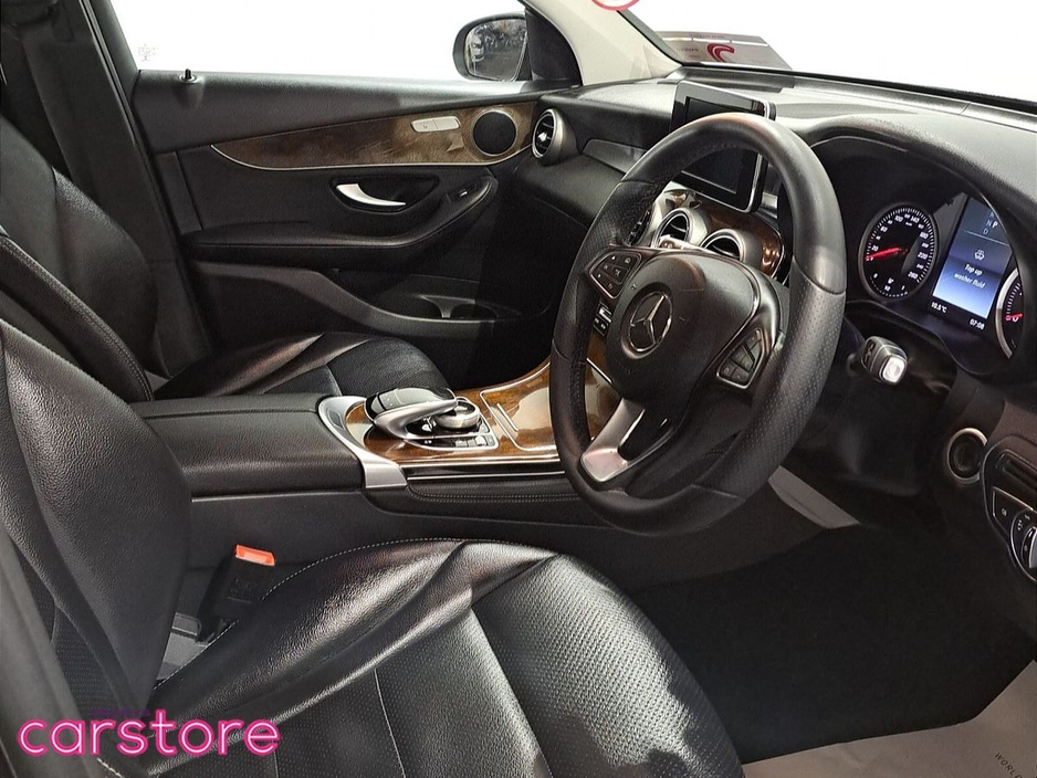 2017 Mercedes-Benz GLC Class - image 12