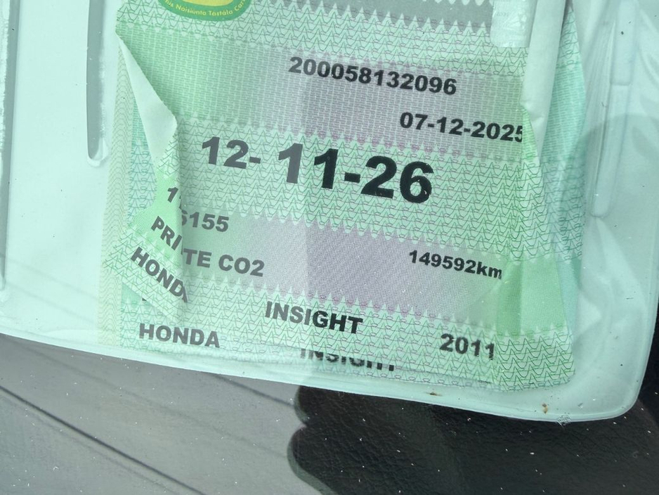 2011 Honda Insight - image 13