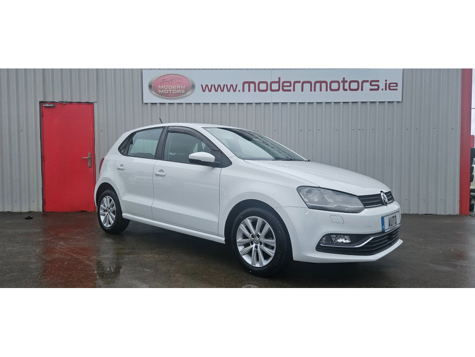 2017 Volkswagen Polo auto comfortline plus 1.2 tsi dsg low kms €12,750
