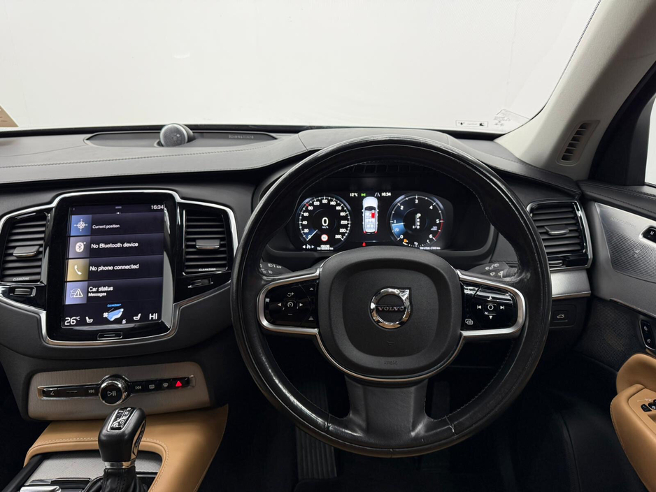 2015 Volvo XC90 - image 13