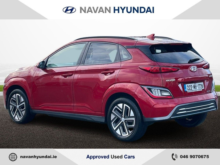 2022 Hyundai Kona EV Premium 64 kWh €21,850