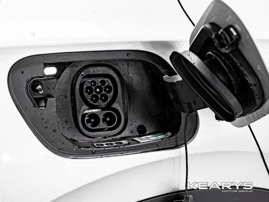 2023 Volkswagen ID.4 - image 15