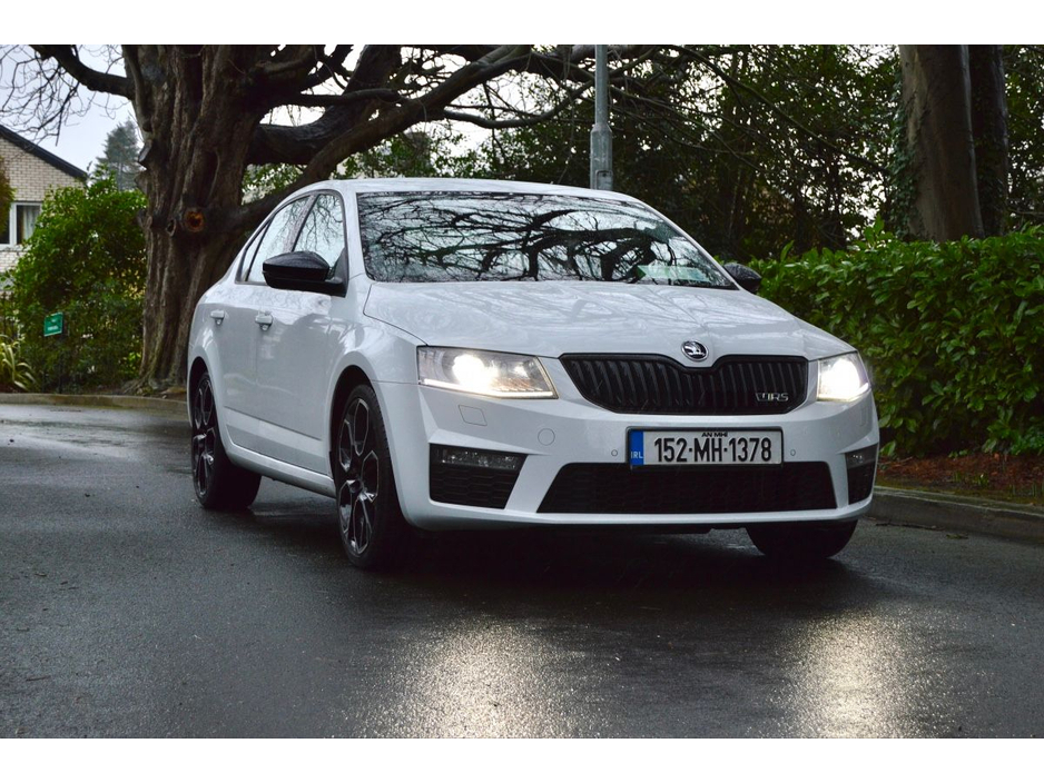 2015 Skoda Octavia RS 2.0TSI 230HP