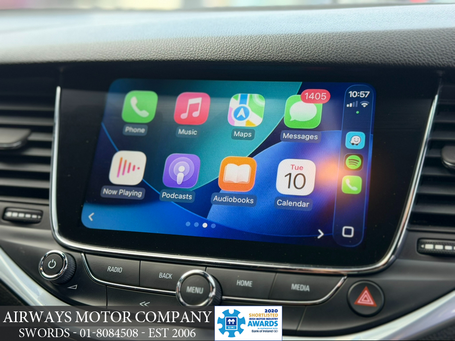 2017 Opel Astra - image 4