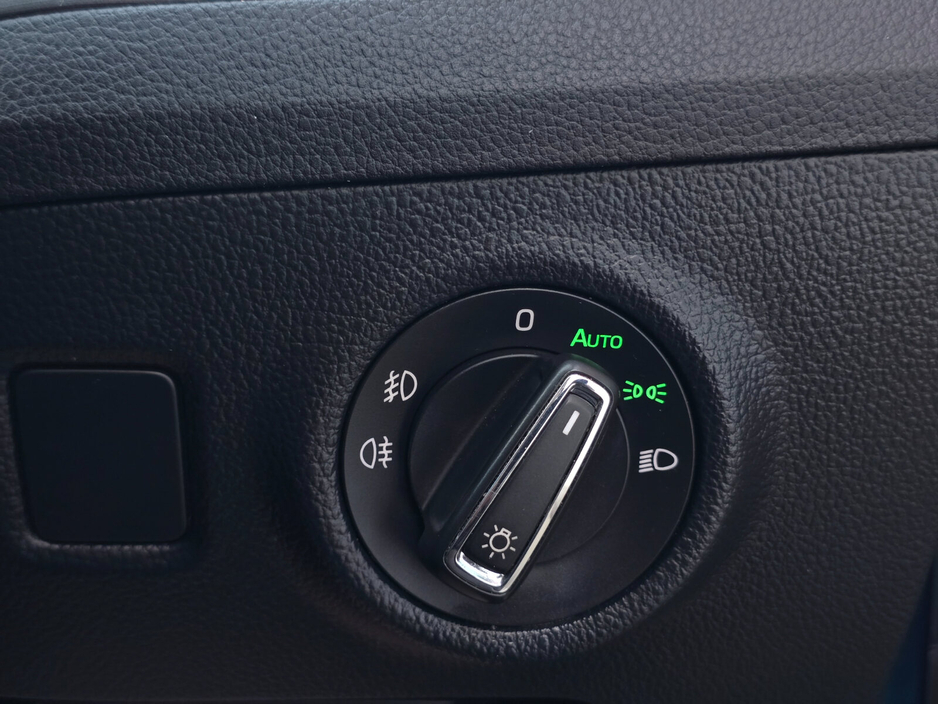 2016 Skoda Superb 2.0 TDI 150bhp Style €11,950