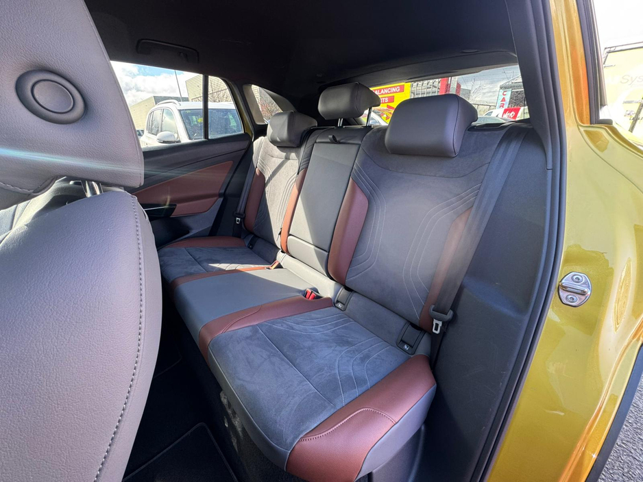 2021 Volkswagen ID.4 - image 19