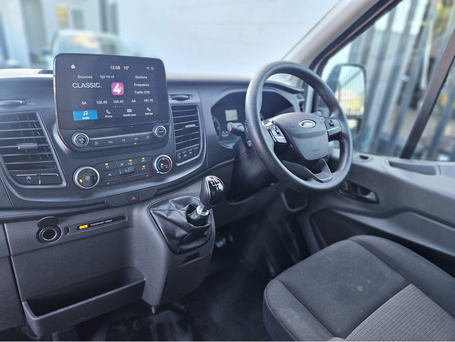 2021 Ford Transit - image 11