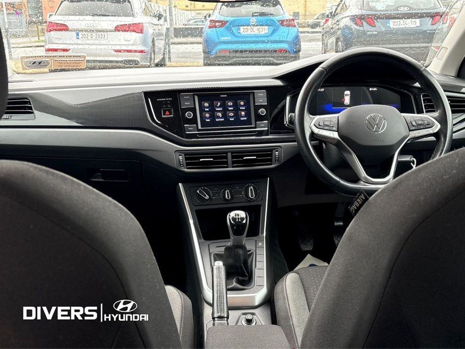 2023 Volkswagen Polo Life €19,945