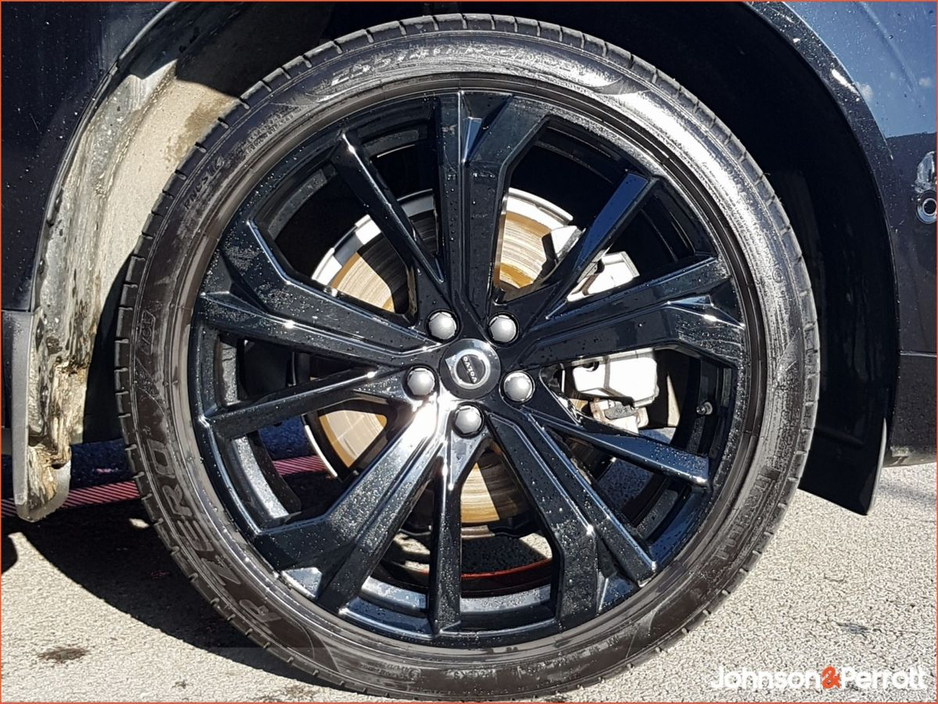 2025 Volvo XC60 T6 350bhp AWD PHEV Plus Black Edition (Lighting Pack / Panoramic Sunroof / 360 Camera) €68,900