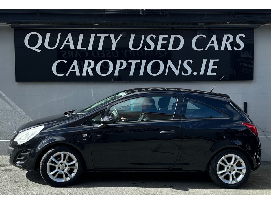 2011 Opel Corsa - image 2