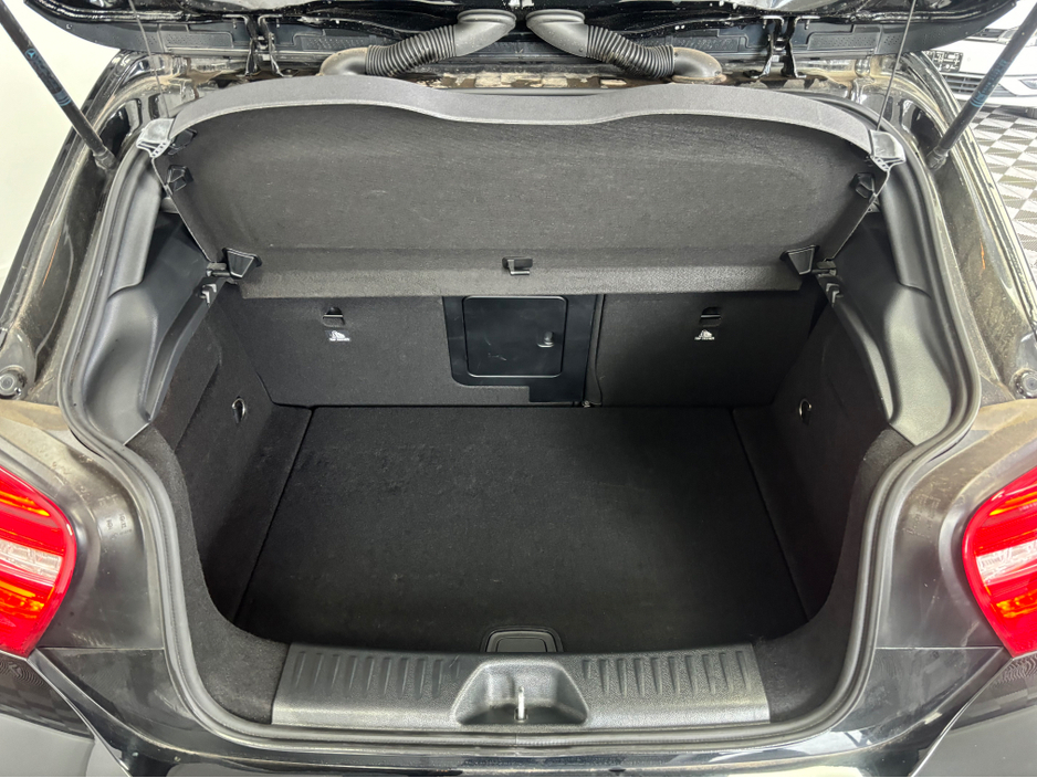 2015 Mercedes-Benz A Class - image 11