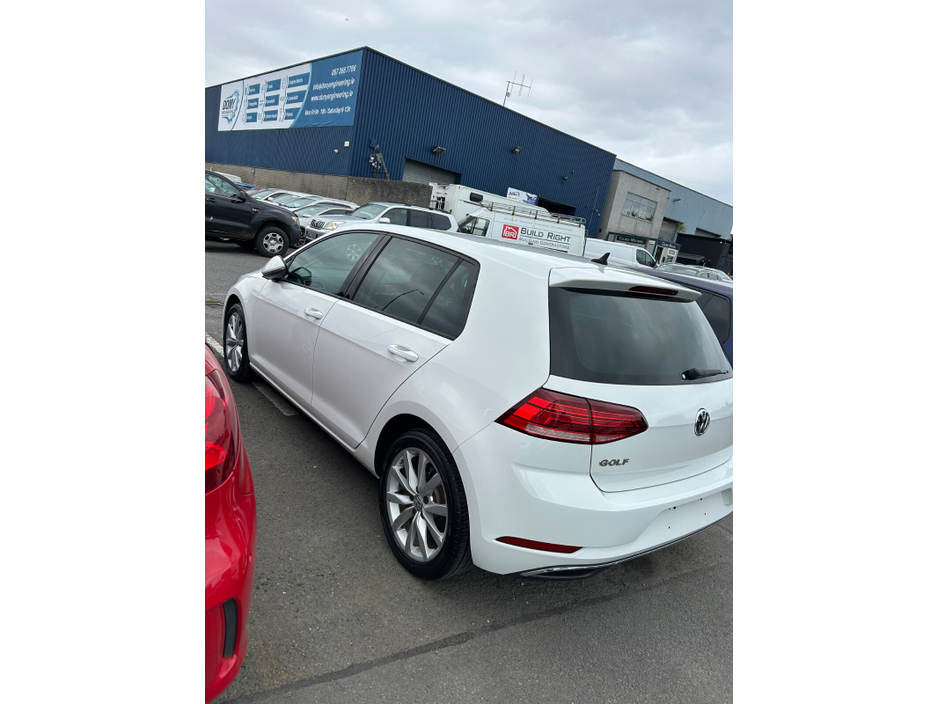 2018 Volkswagen Golf 1.2 TSI 110 bhp DSG Trendline €18,450