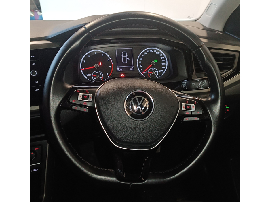 2021 Volkswagen Polo Polo Comfort, 3BA-AWDKL €21,000