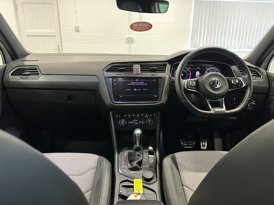 2018 Volkswagen Tiguan - image 34