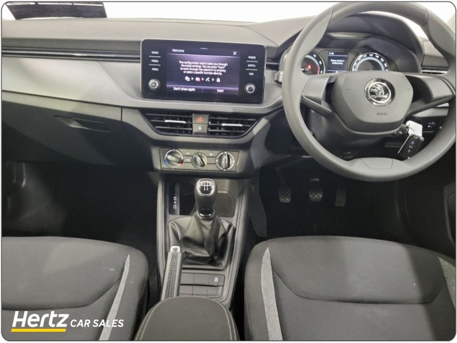 2024 Skoda Scala - image 9