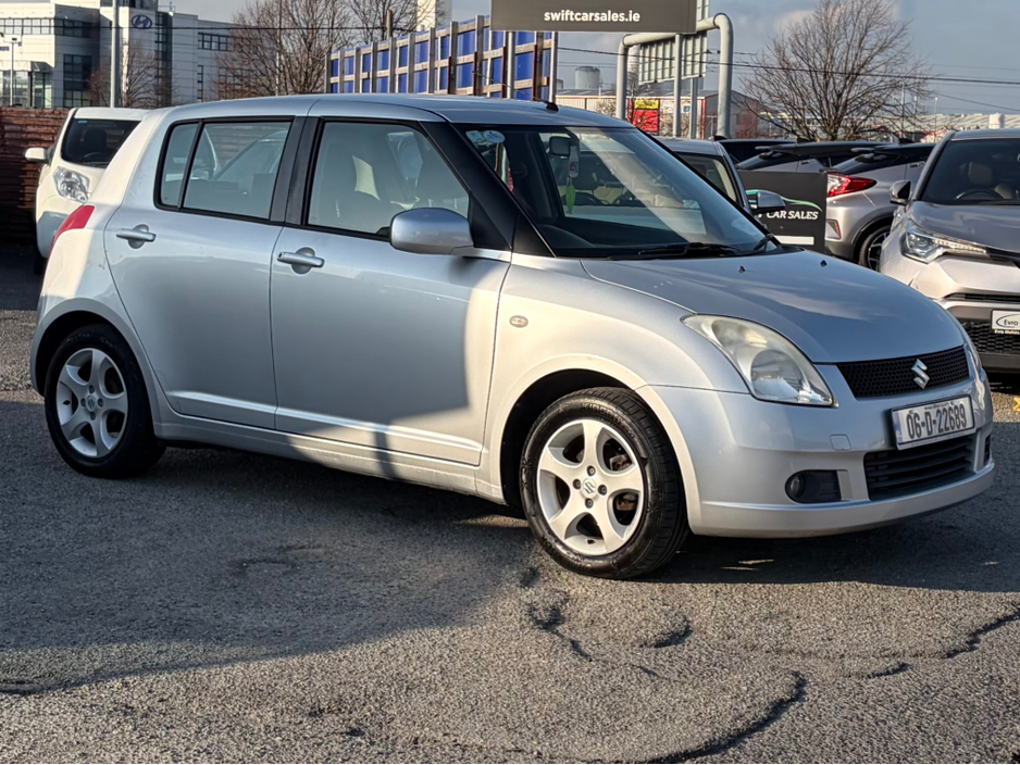 2006 Suzuki Swift - image 2
