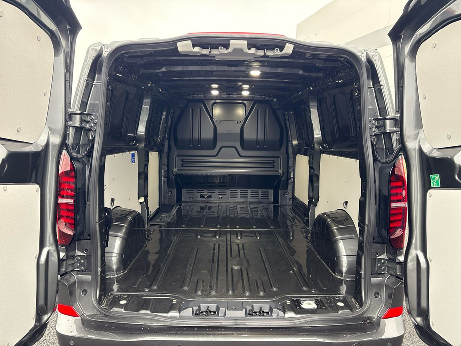 2026 Volkswagen Transporter Highline LWB 2.8T Manual 2.0TDI (Price ex VAT) €36,390