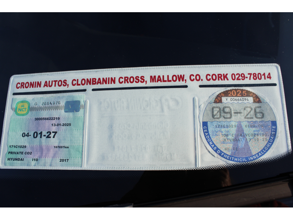 2017 Hyundai i10 - image 8