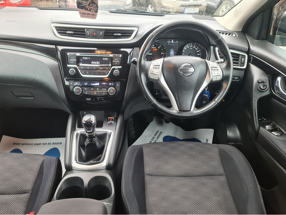 2015 Nissan Qashqai - image 7