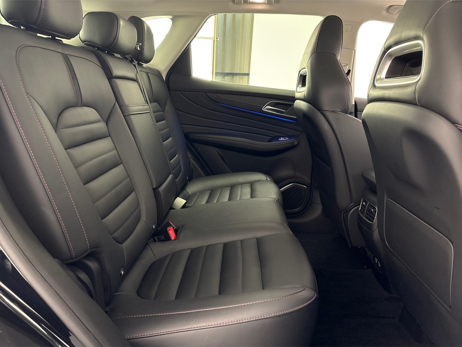 2022 MG HS EXCLUSIVE PHEV AUTO**PANORAMIC ROOF**DIGITAL DASH**TOUCH SCREEN APPLE CAR PLAY**MULTIFUNCTIONAL STEERING WHEEL**HEATED LEATHER SEATS**ELECTRIC SEATS**ELECTRIC FOLDING MIRRORS**ELECTRIC TAILGATE** €24,995