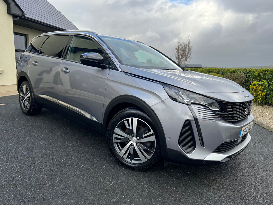 2022 Peugeot 5008 1.5 BlueHDi 130bhp Allure €33,950