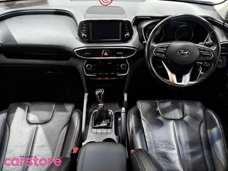 2019 Hyundai Santa Fe - image 11