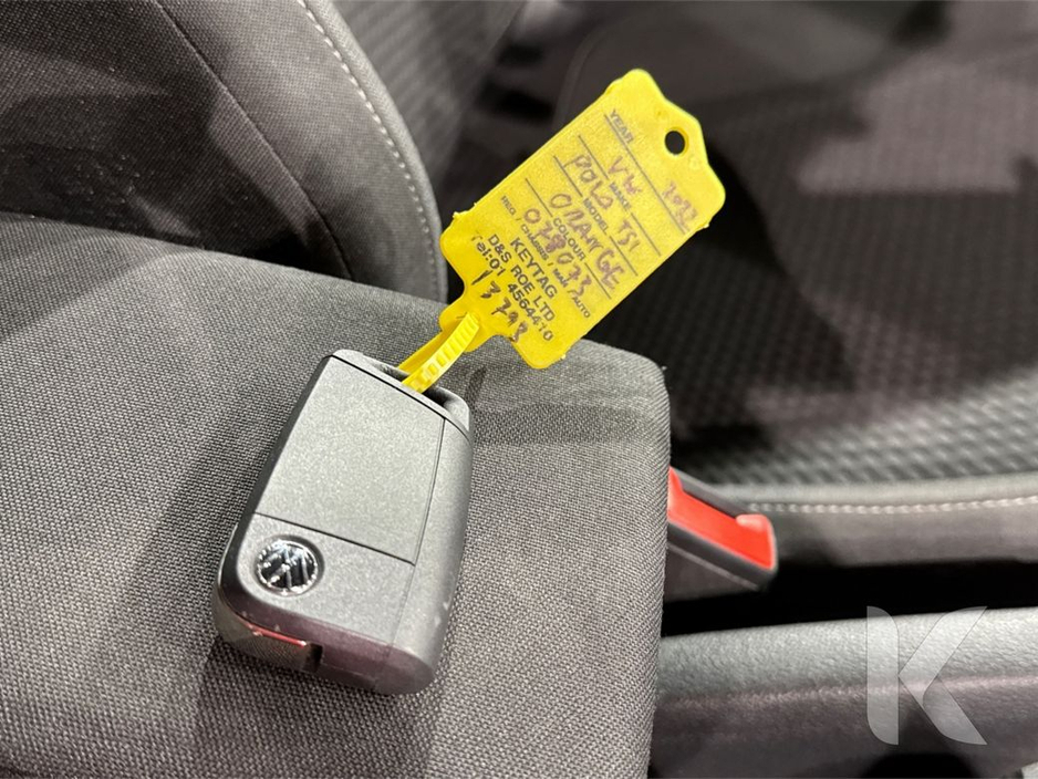 2022 Volkswagen Polo - image 17