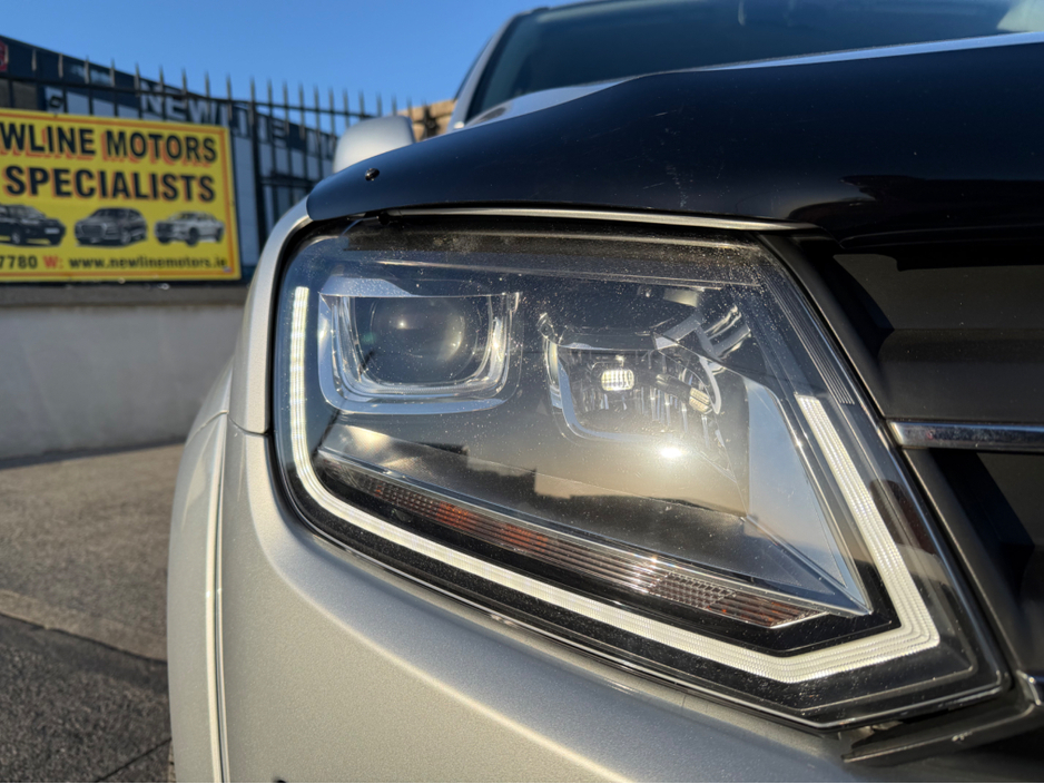 2017 Volkswagen Amarok - image 6