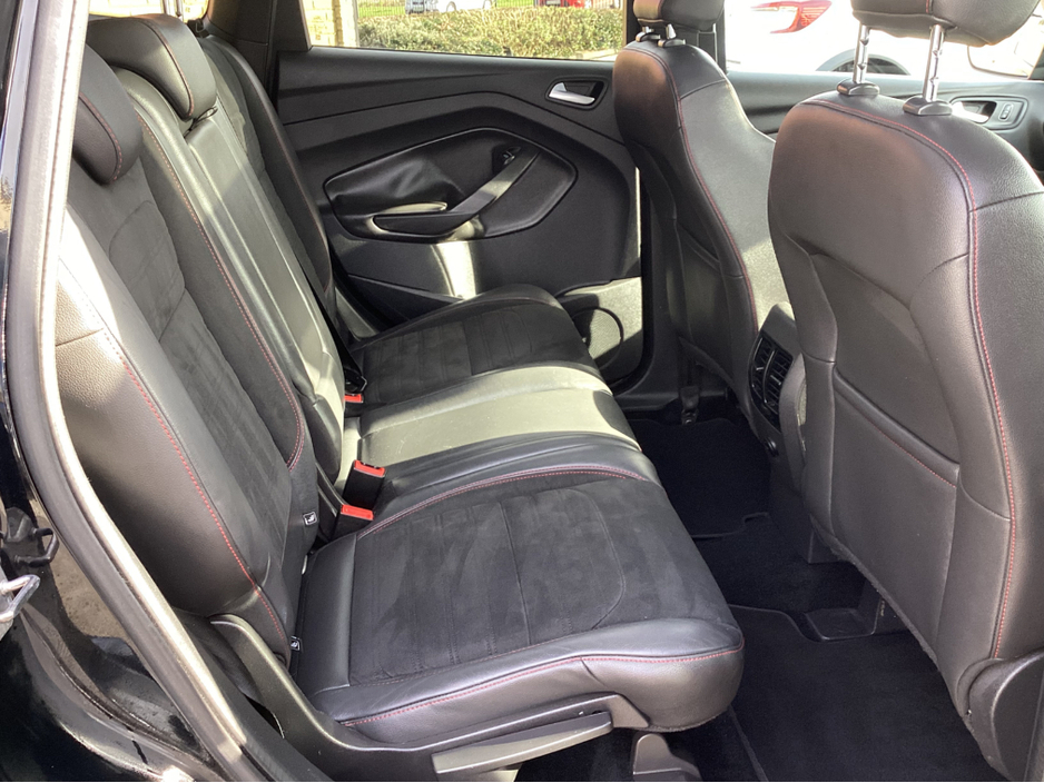 2018 Ford Kuga - image 15