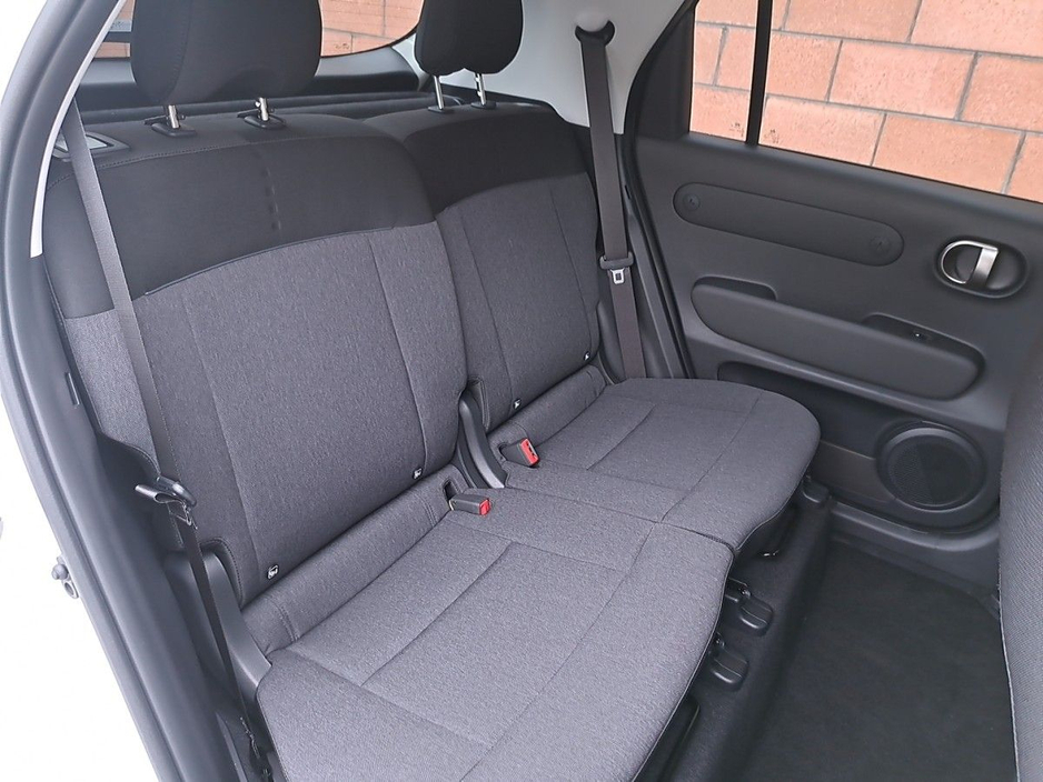 2025 Hyundai Inster Elegance Model 49 k/W Battery with 360 kms €21,950