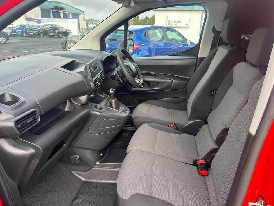 2019 Citroen Berlingo - image 6