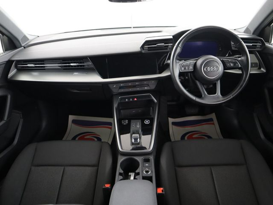 2022 Audi A3 35 TDI 150HP S tronic SE €24,750