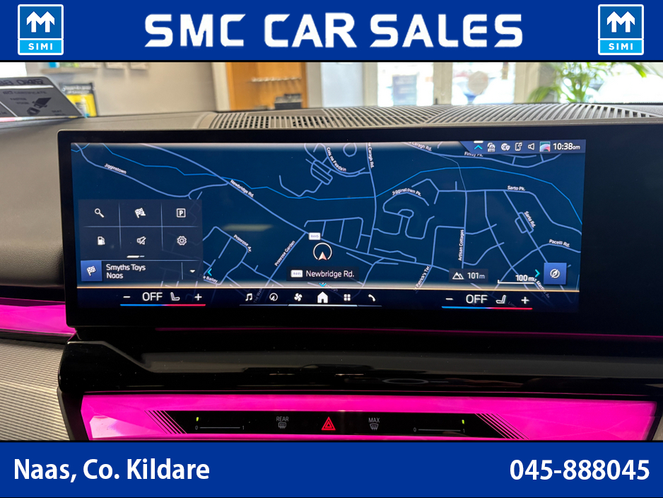 2025 BMW 5 Series - image 25