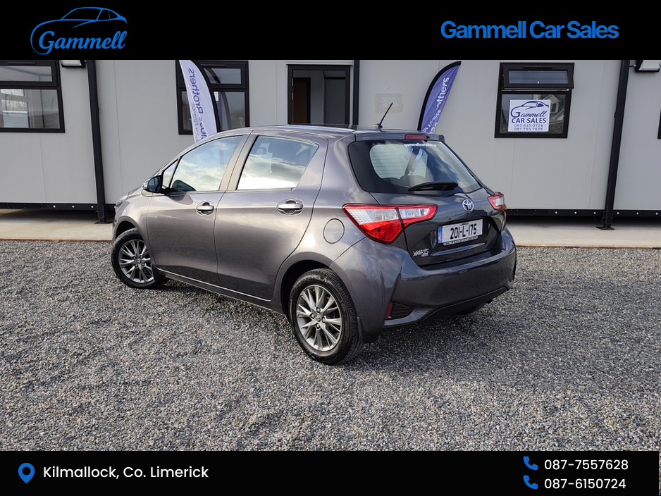 2020 Toyota Yaris - image 3