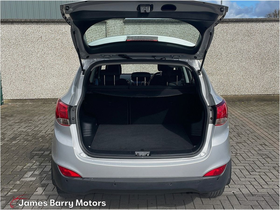 2014 Hyundai ix35 - image 19