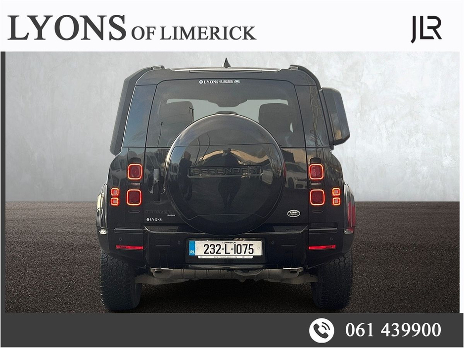 2023 Land Rover Defender - image 7