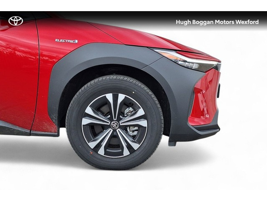 2024 Toyota bZ4X - image 20