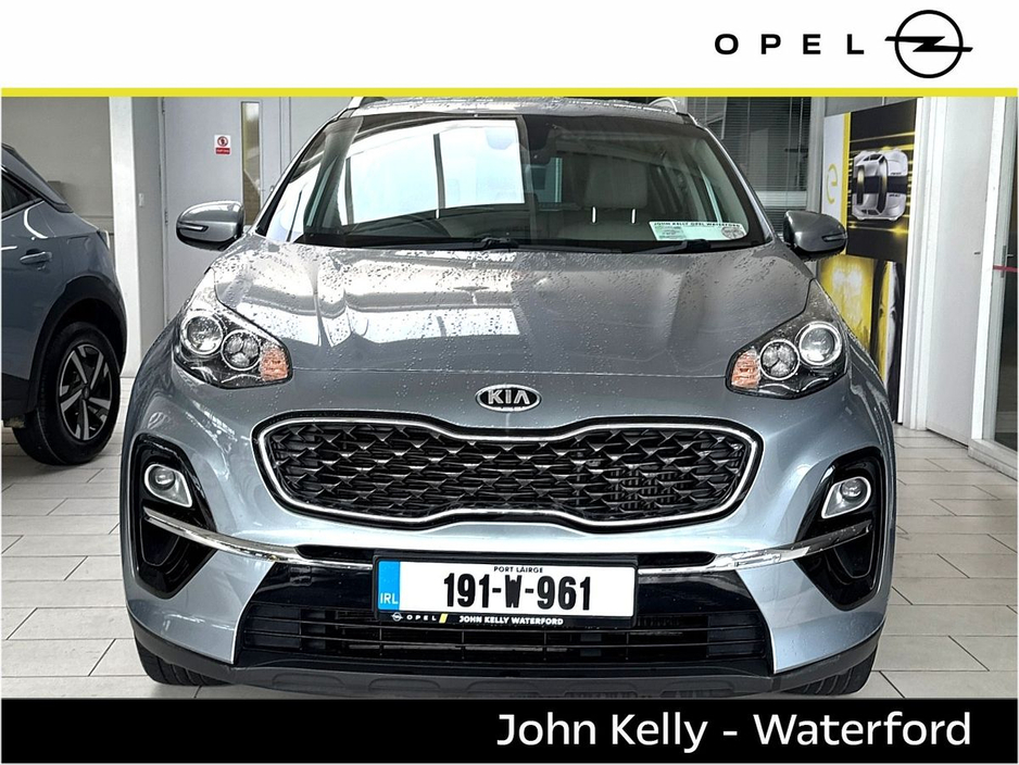 2019 Kia Sportage - image 2