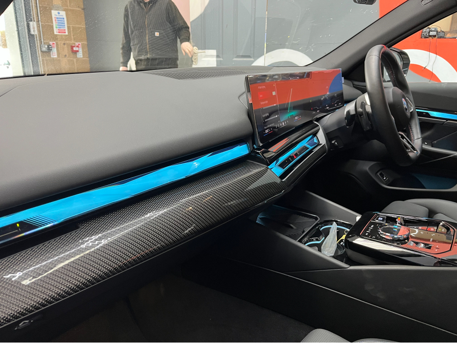 2024 BMW i5 - image 21