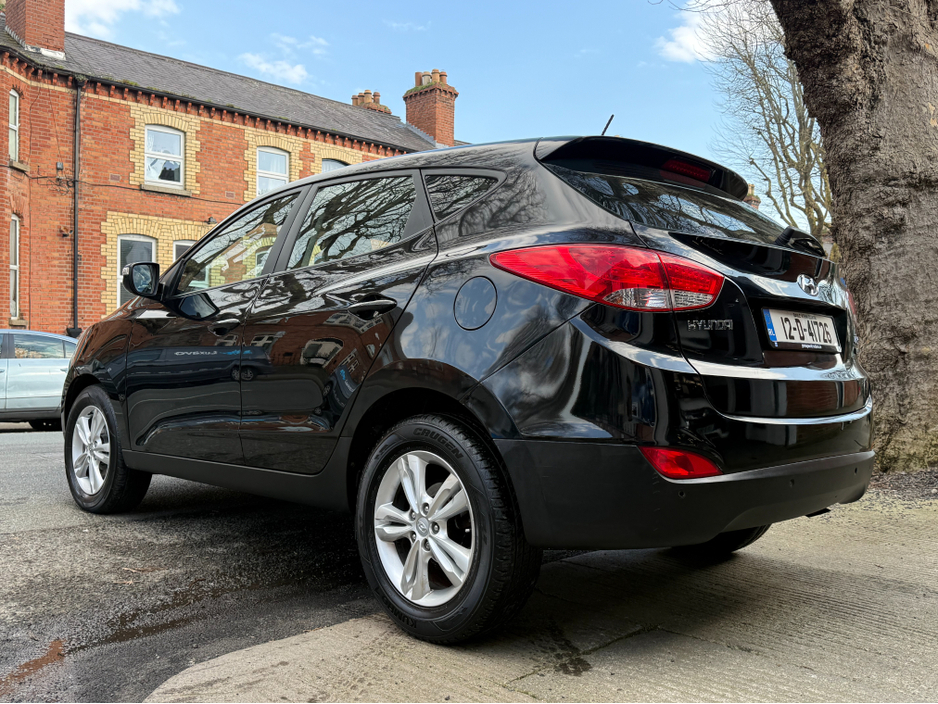 2012 Hyundai ix35 - image 8