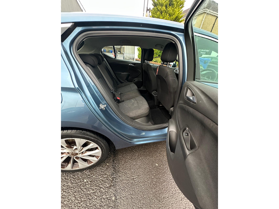 2016 Opel Astra 1.6 L2 H2 2DR €9,950