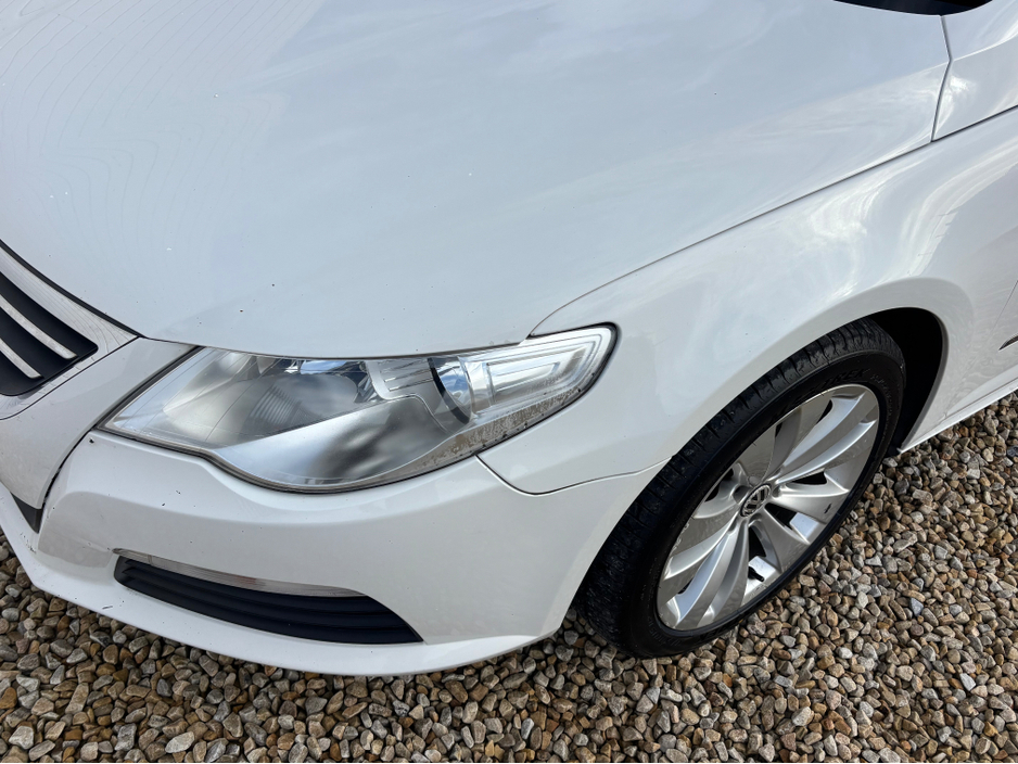 2012 Volkswagen Passat CC - image 11