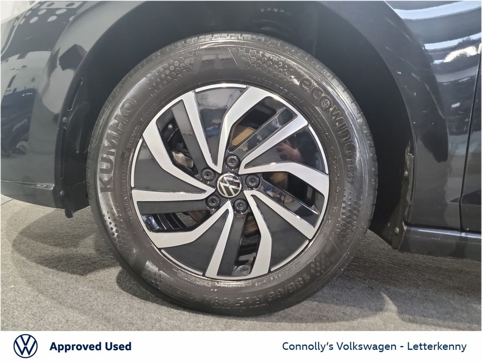 2025 Volkswagen Polo - image 8