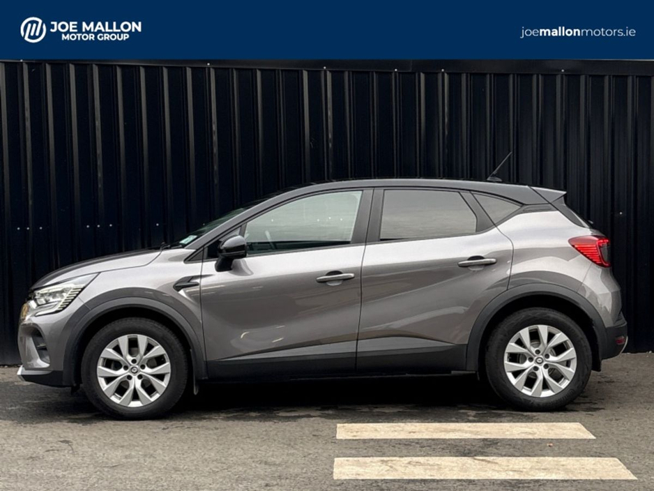 2022 Renault Captur - image 6